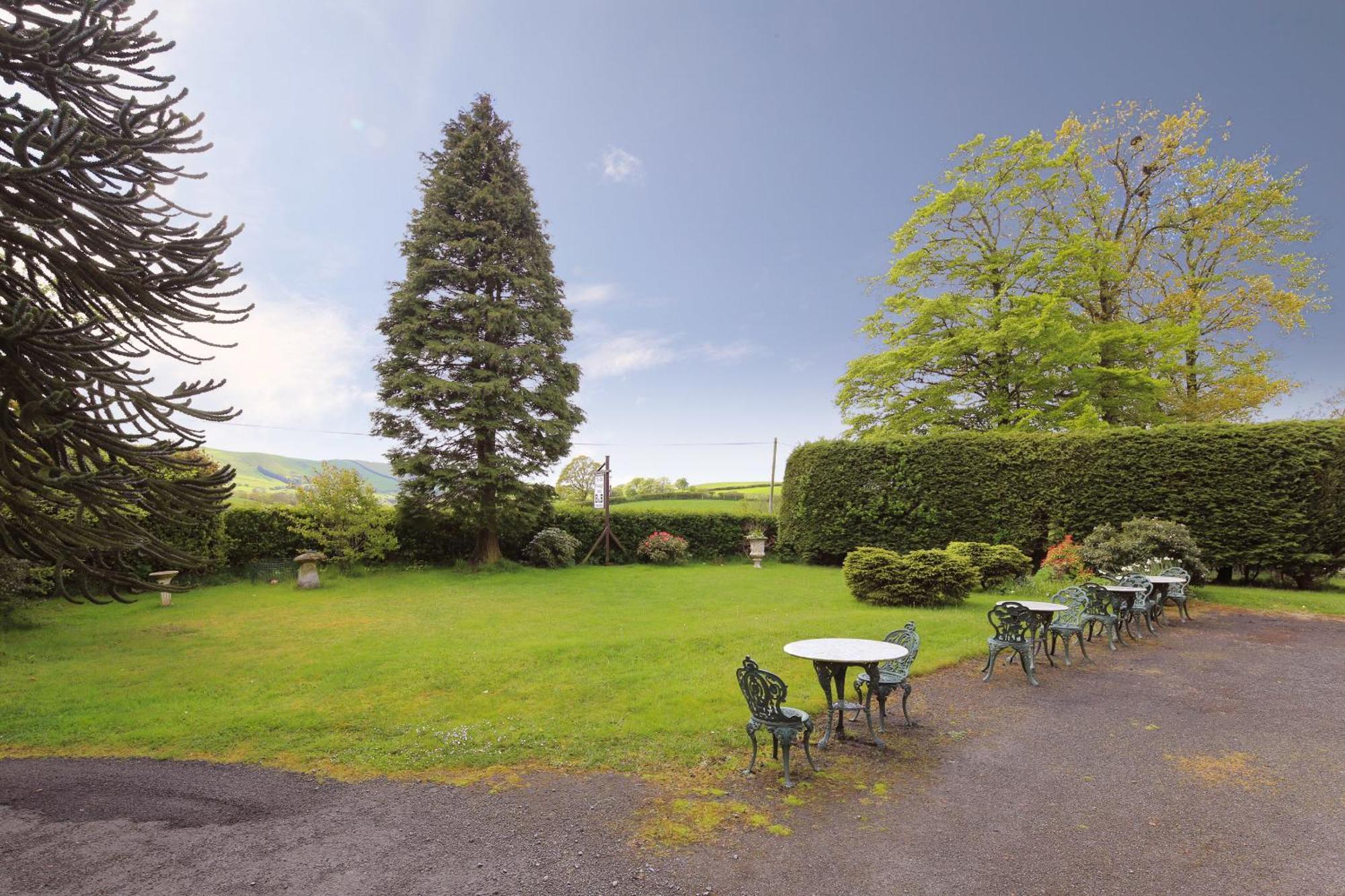 The Old Vicarage Dolfor Otel Newtown  Oda fotoğraf